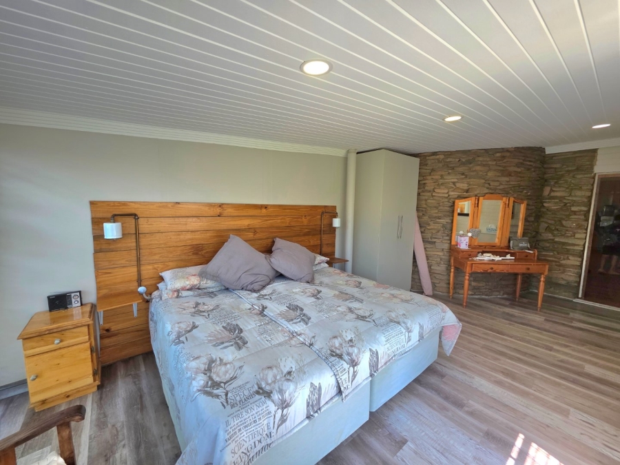 5 Bedroom Property for Sale in Morelig Free State